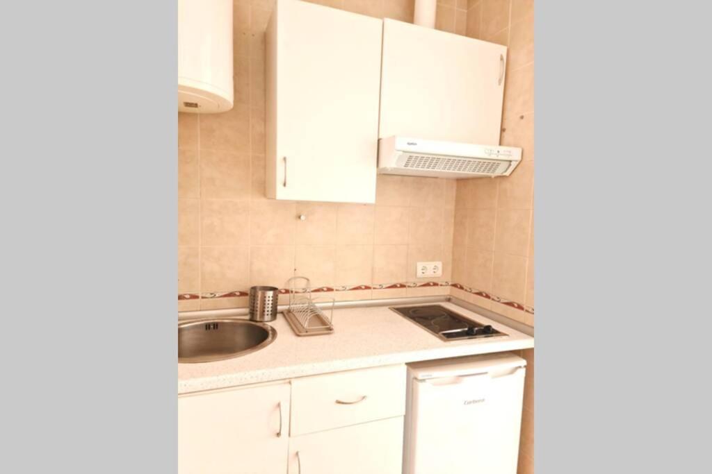 Calmahouse Carihuela Apartment ตอร์เรโมลิโนส ภายนอก รูปภาพ